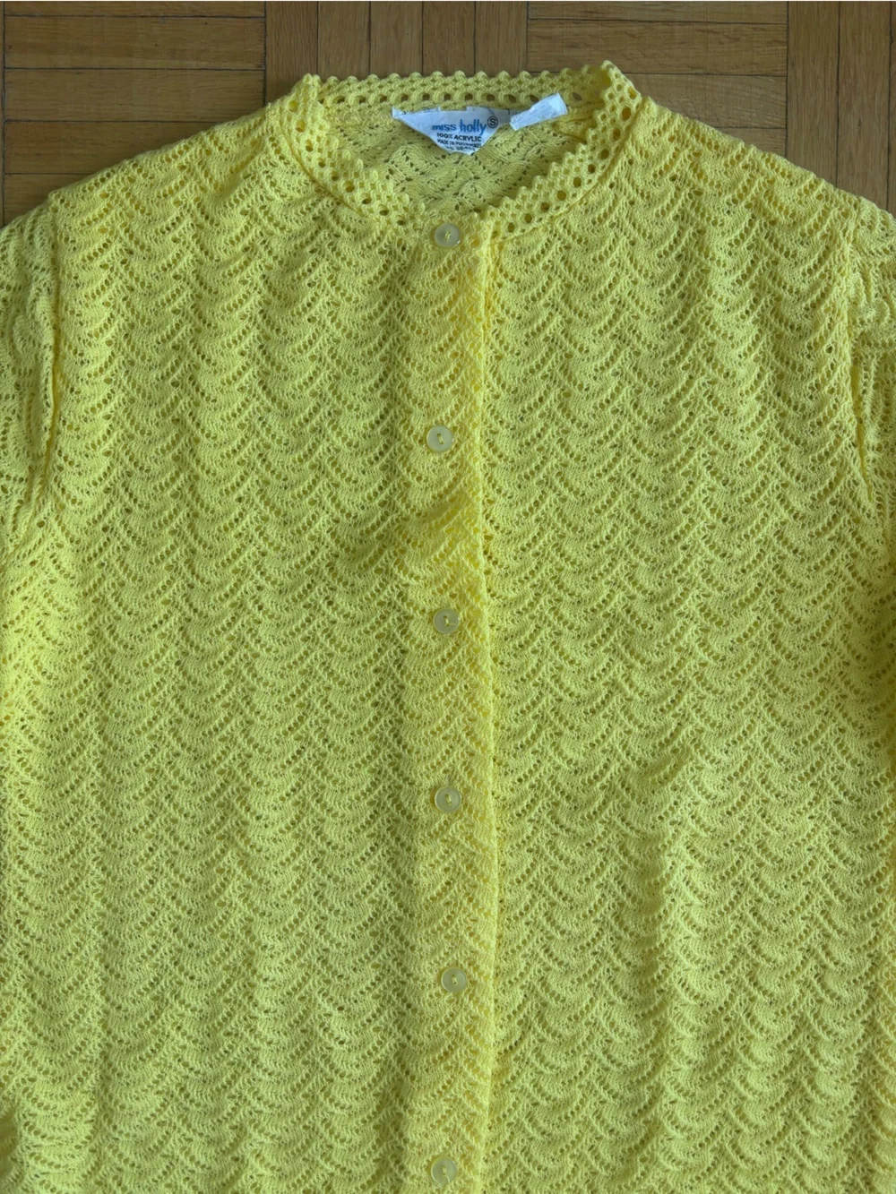 Yellow Lace-Texture Button Cardigan - Picture 5 of 8